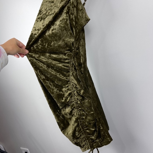 Wild Fable Crushed Velvet Green Mini Dress‎ NWT - Picture 7 of 9